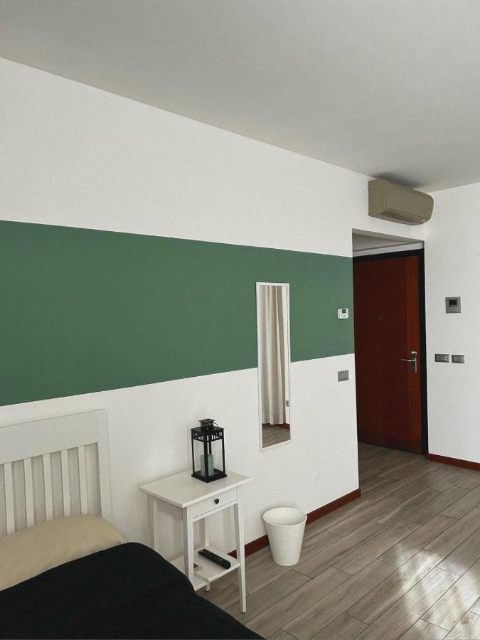 B&B Daniel Lodi Exteriör bild